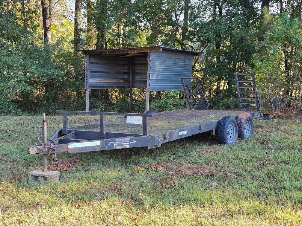 Load Trail 18-Foot Dual Axle Equipment Trailer