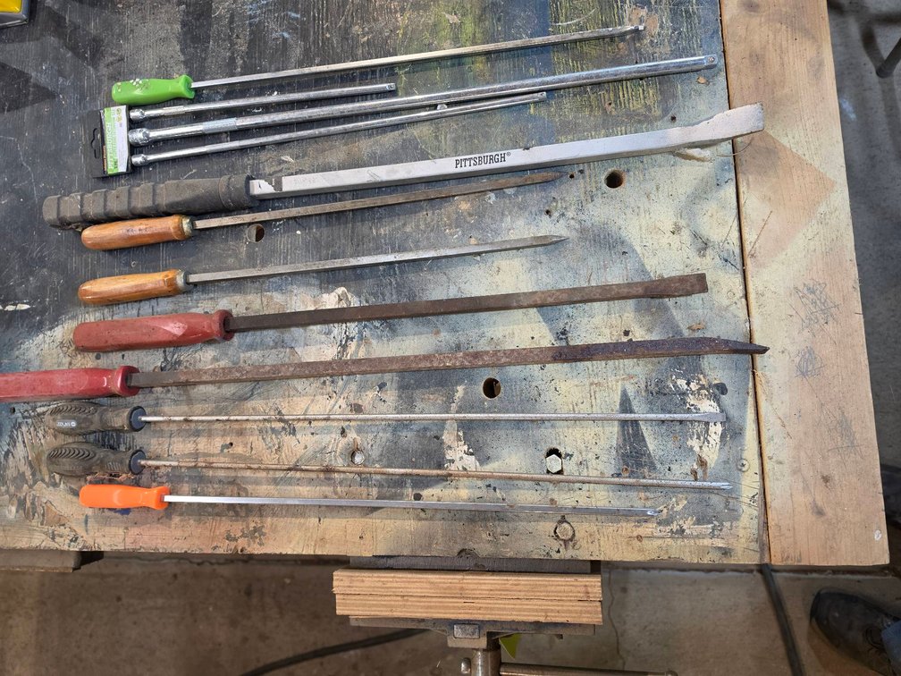 Pittsburgh Extensions, Screwdrivers, Metal Pry Bars Lot