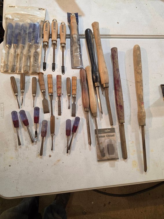 Wood Lathe Tools and Chisel Assortment, Mixed Brands