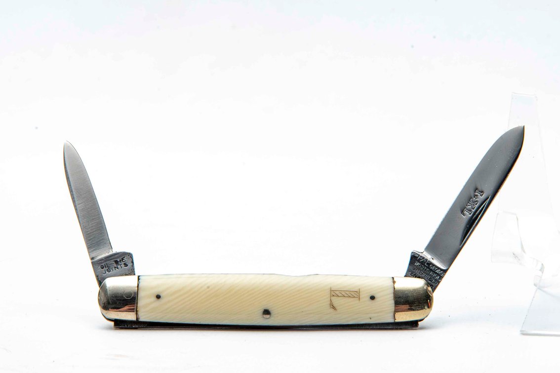 I-XL George Wostenholm Sheffield England Knife