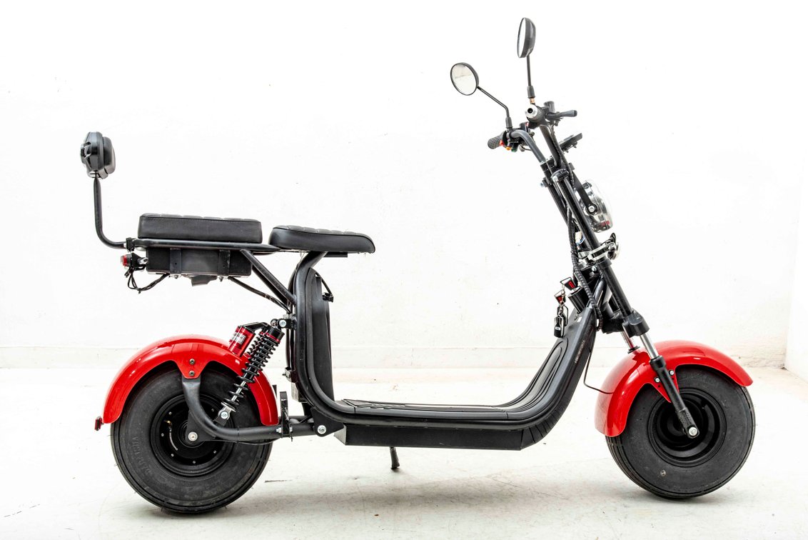 Dumber Electric Scooter- Harry Model - Under 10 Miles!