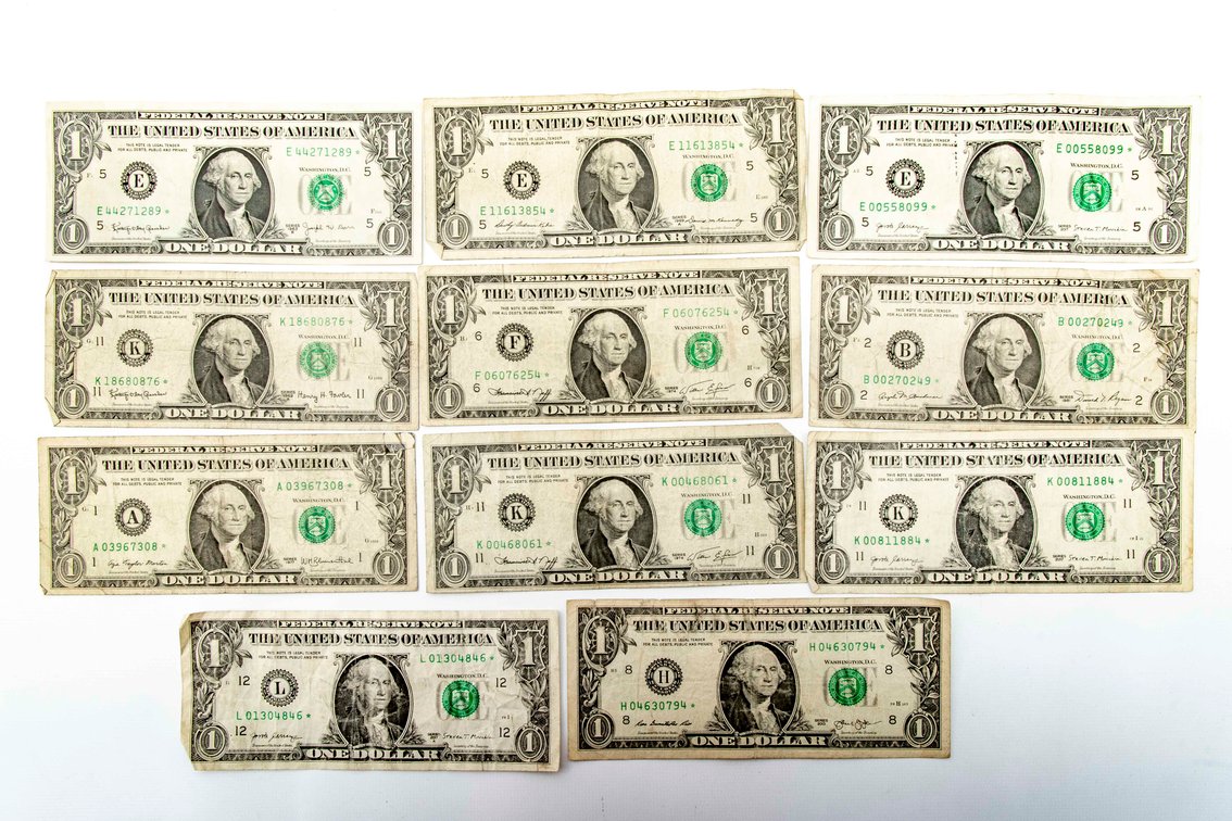 11 x $1 Federal Reserve Star Notes