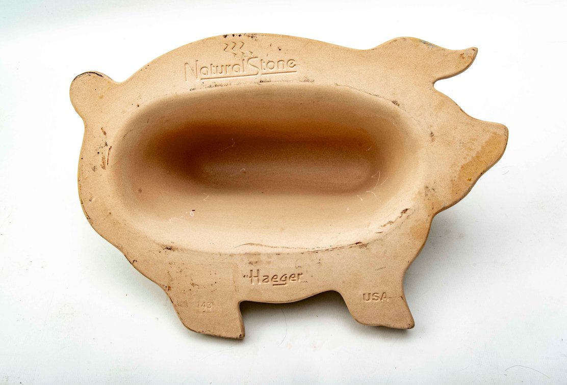 NaturalStone Microwave Piggy Bacon Cooker- Haeger