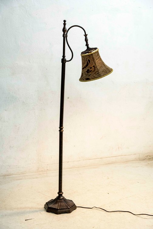 Coast Lighting Dimmer Floor Lamp w/Shade