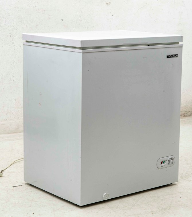 Thomson 5 Cu. Ft. Chest Freezer