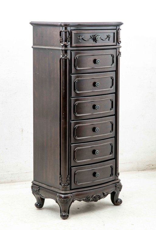 7 Drawer Lingerie Chest