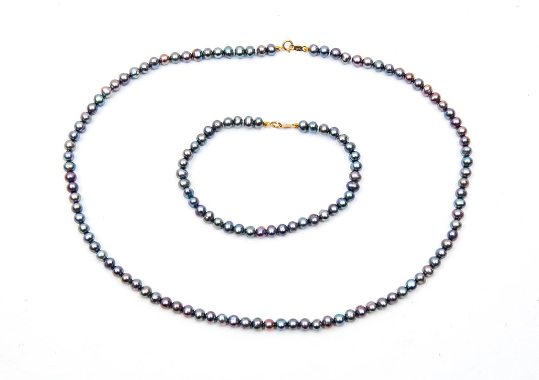 14K Peacock Pearl Necklace & Bracelet