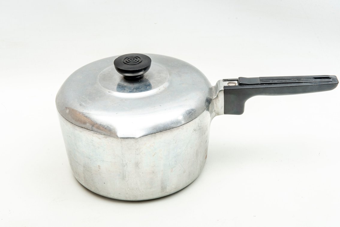 Wagner Ware Magnalite 4 Quart Sauce Pan w/ Lid