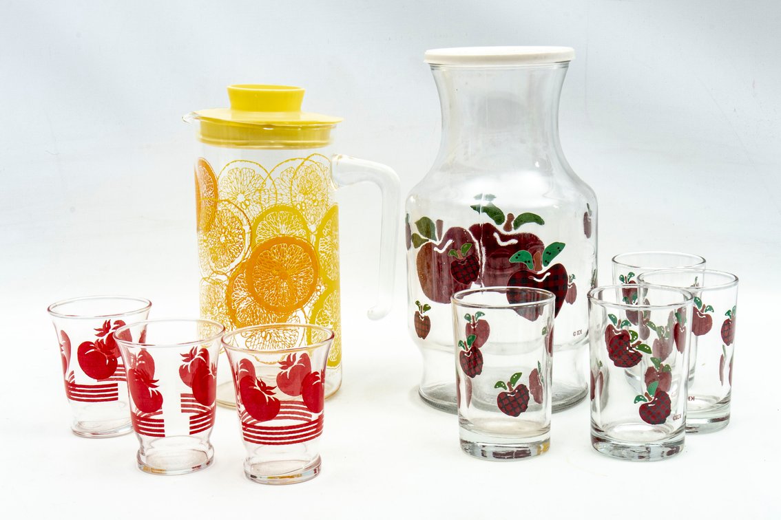 Juice Glasses & PItchers