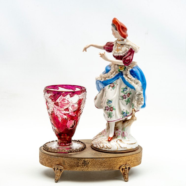 Consolidated Crystal Fruit Cup w/Dresden Lace Figu