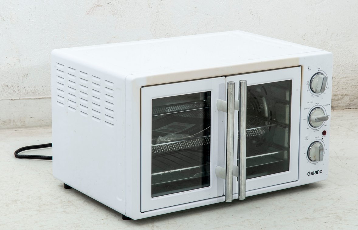 Galanz Retro French Door Toaster Oven with Air Fry