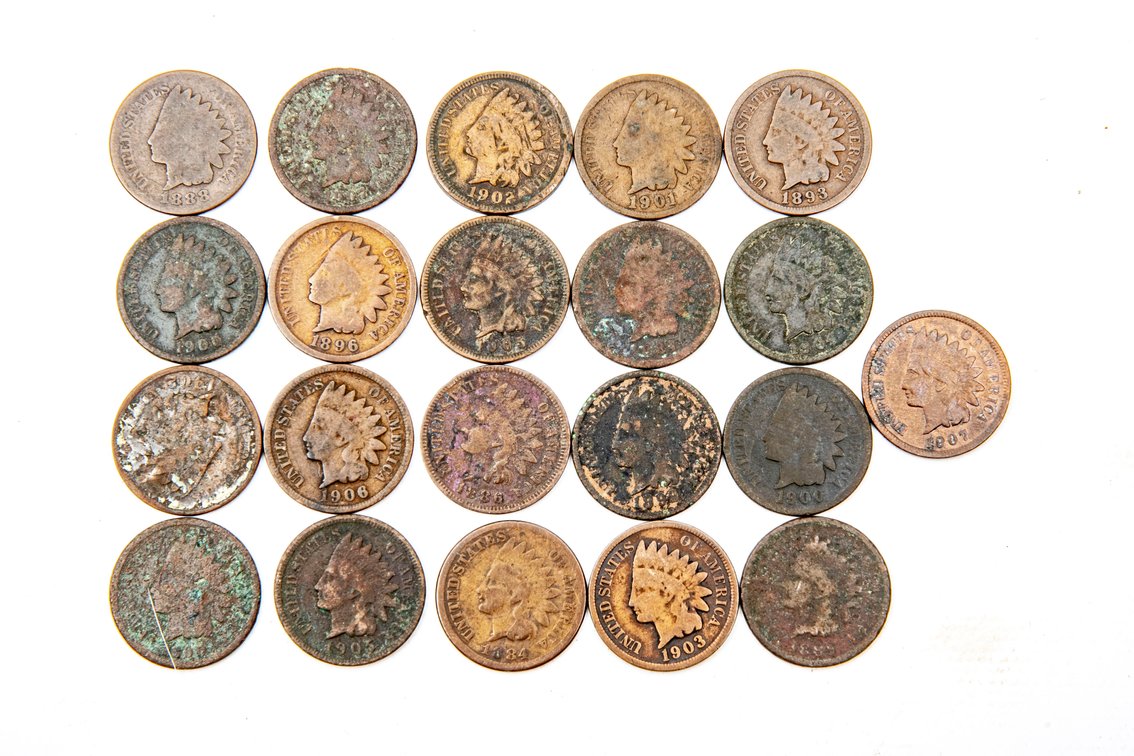 21 Loose Indian Head Pennies