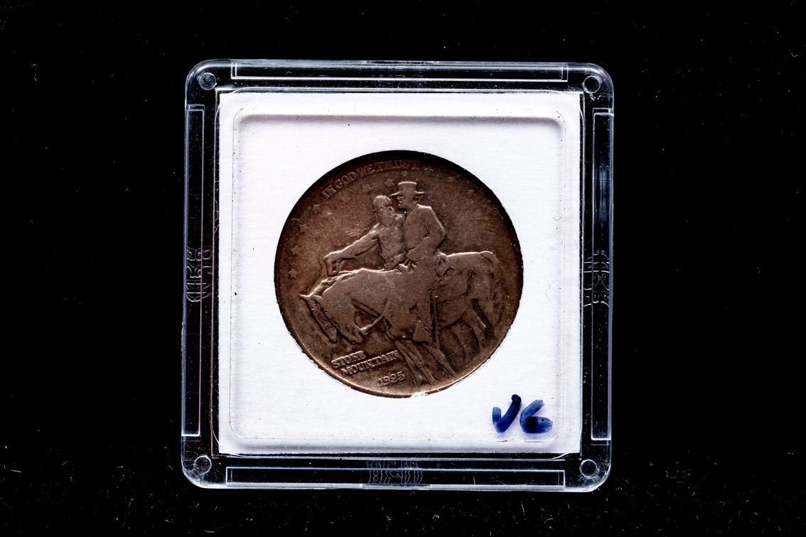 1925 Silver Stone Mountain Half Dollar in Case