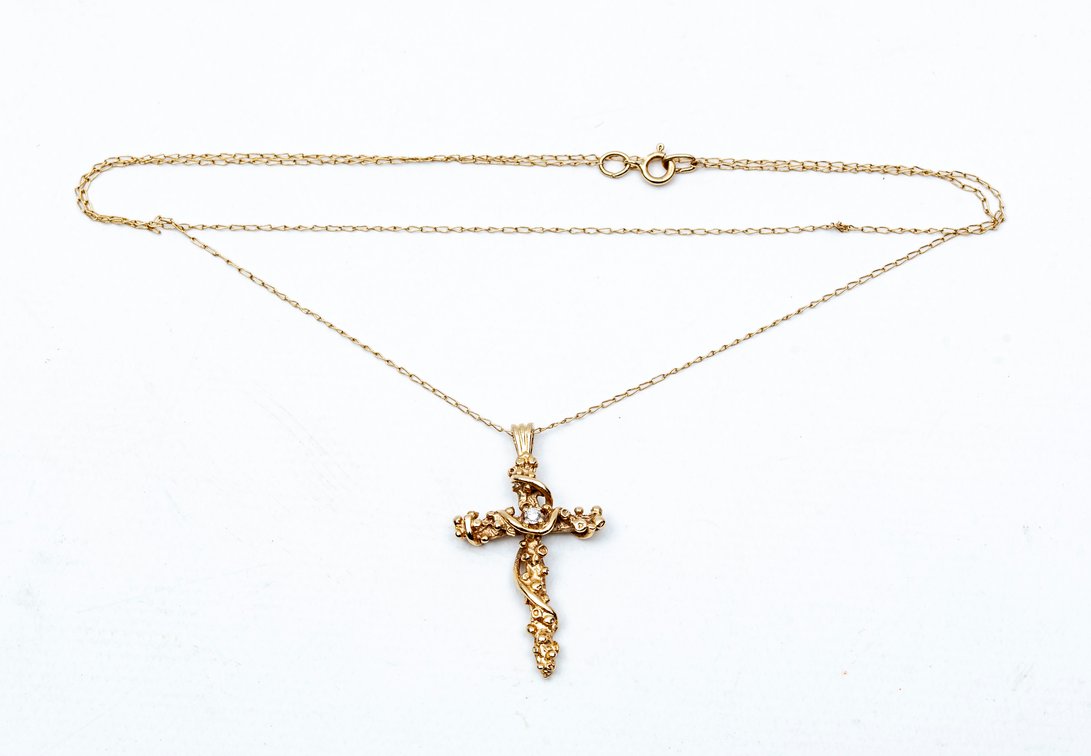 14K Gold Necklace with Custom Cross- 2.7 G