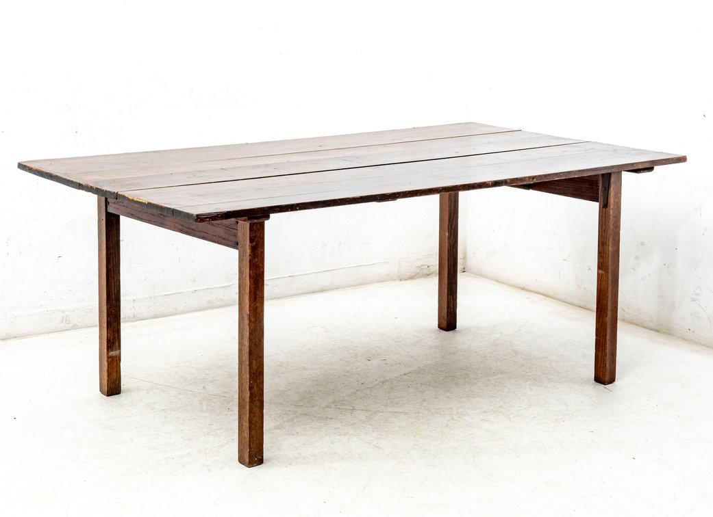 Farmhouse Table with Folding Legs