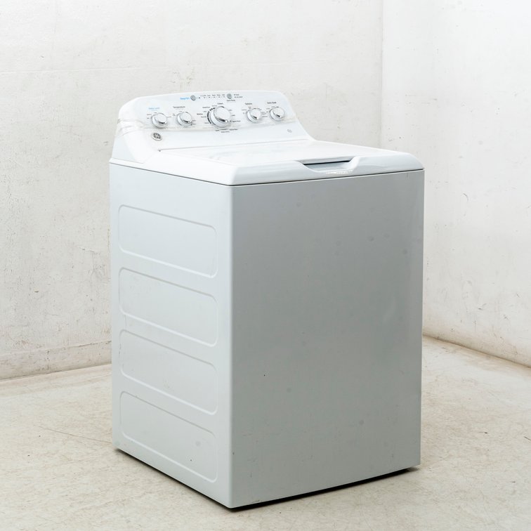 GE- 4.5 cu. ft. Capacity Washer with S.S. Basket