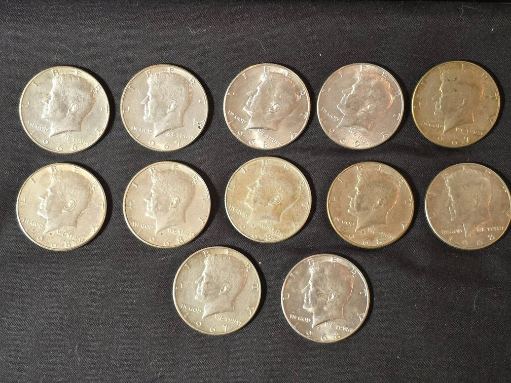 Lot of 12 Kennedy Half Dollars with 40% Silver Composition