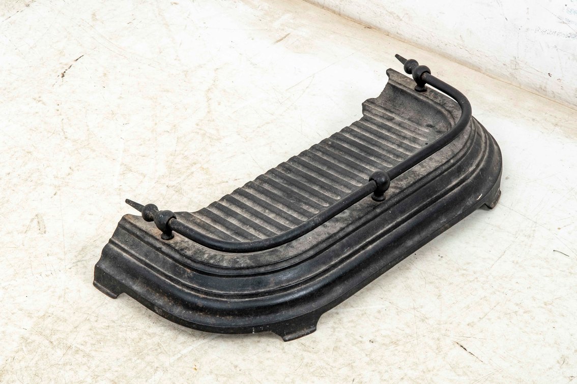 Cast Iron Wood Stove/Fireplace Fender