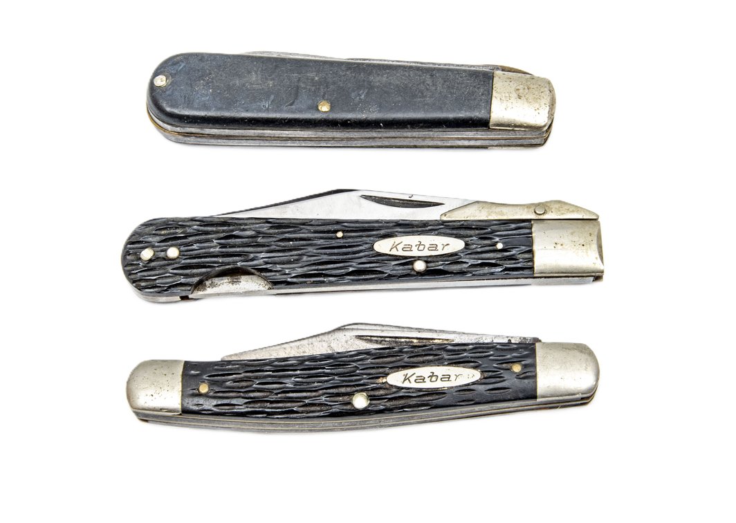3 Knives- 2- Kabar & Camillus