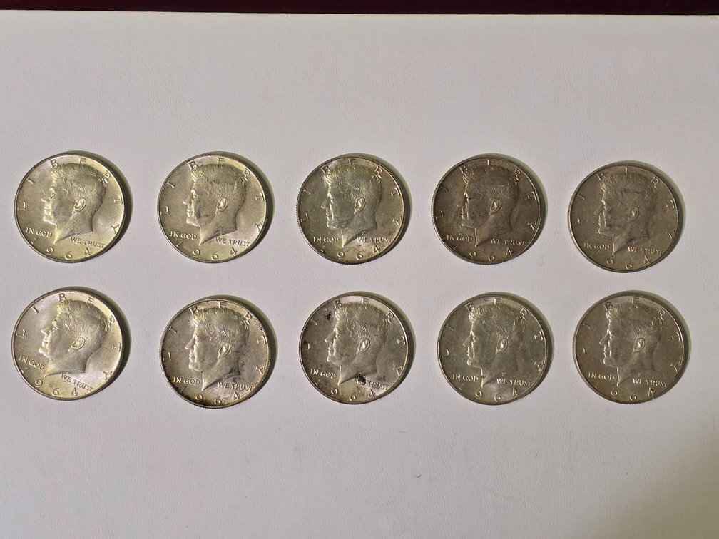 Set of 10 1964 Kennedy Half Dollar Coins