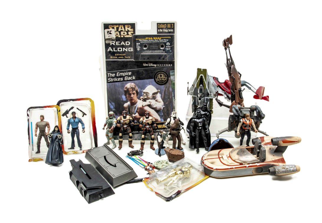 Large Assortment of Star Wars Kenner Figures