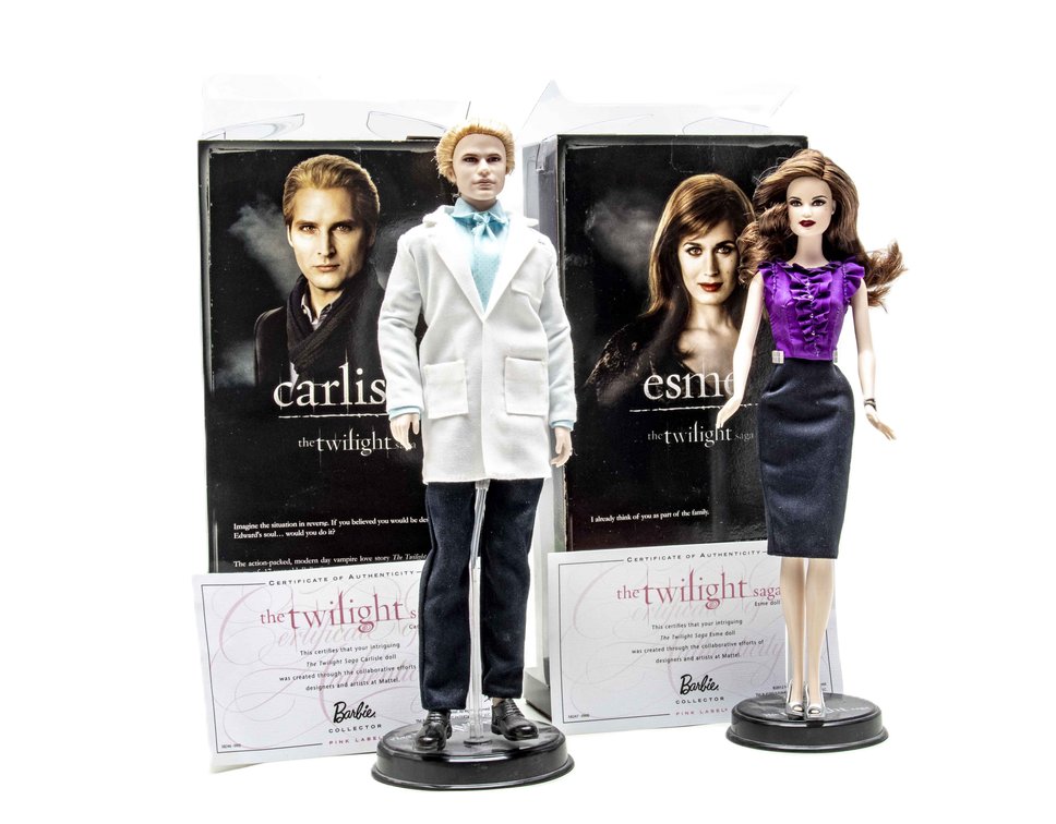 2012 Twilight Carlisle & Esme Barbie Dolls