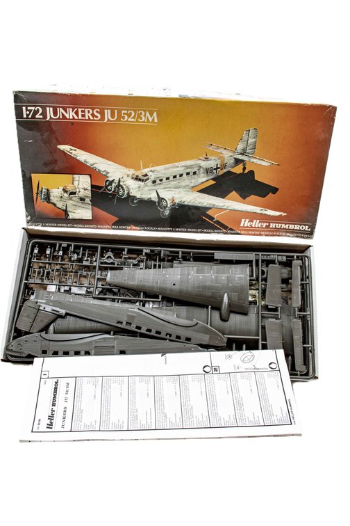 Heller 1:72 Scale Junkers JU 52/3M Plastic Model