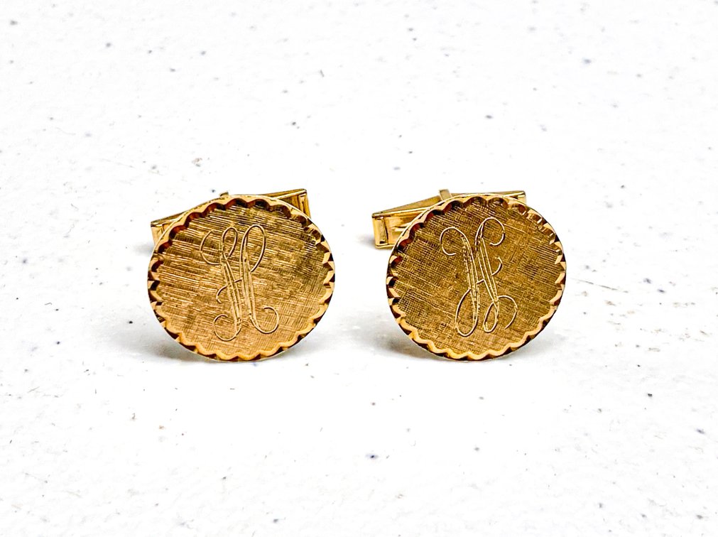 Pair of 14K Gold Cufflinks with Monogrammed ‘H’