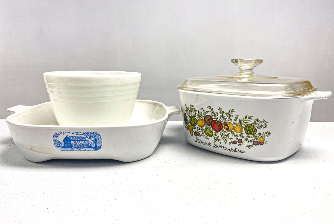 Set of Corning Ware and Pyrex Dishes Including Browning Skillet