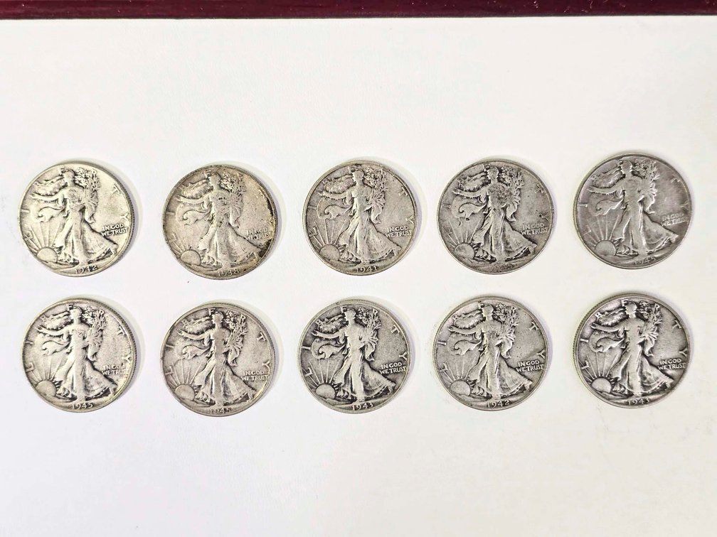 10 Walking Liberty Half Dollars