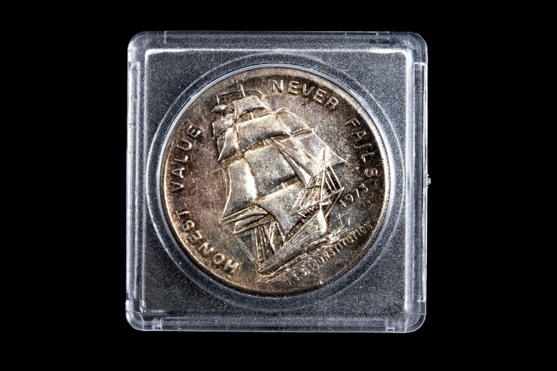 1oz Silver Rnd- USS Constitution-Constitution Mint