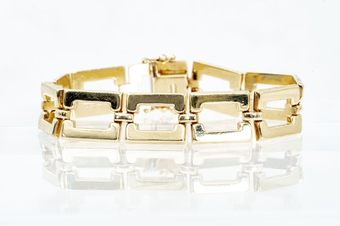 14K Yellow Gold Link Bracelet- 18.57 G