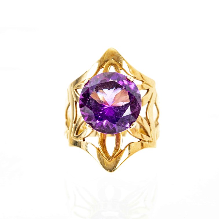 Yellow Gold Amethyst Ring- 14K/18K- 6 G