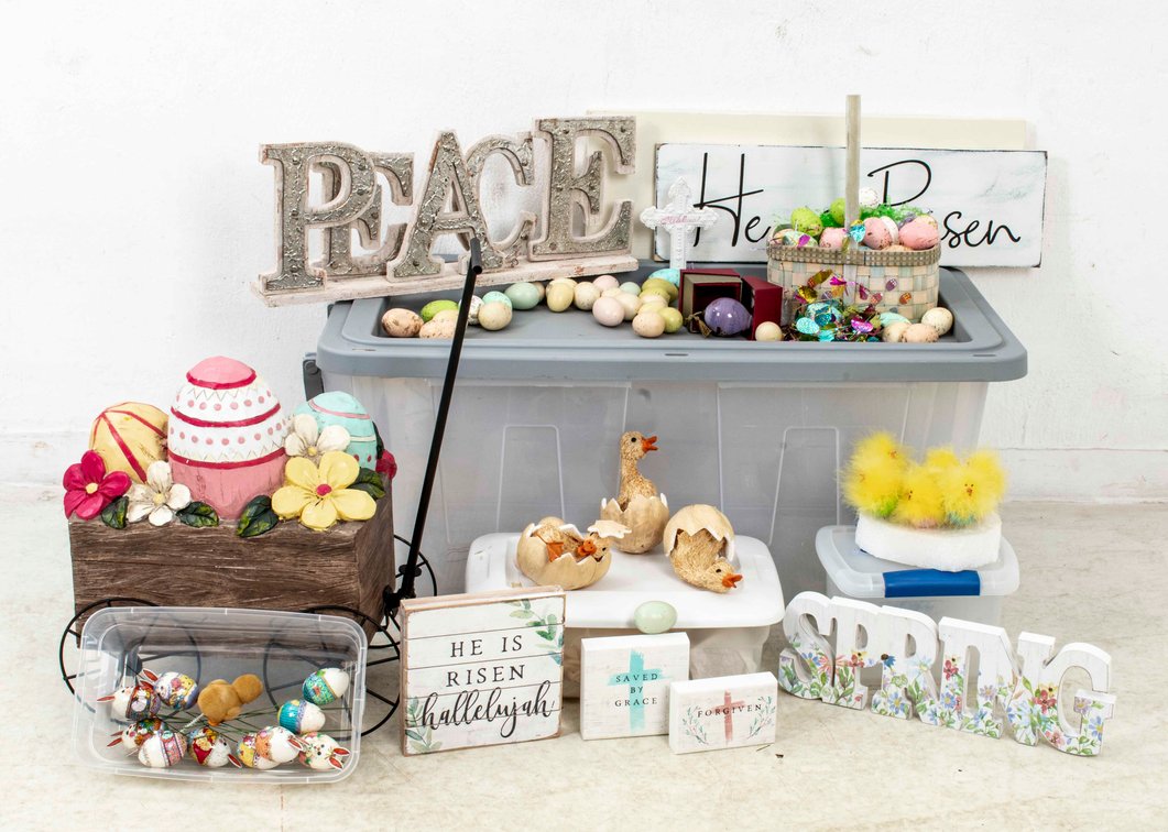 Easter Decorations- Easter Egg, Bunnies & Jesus