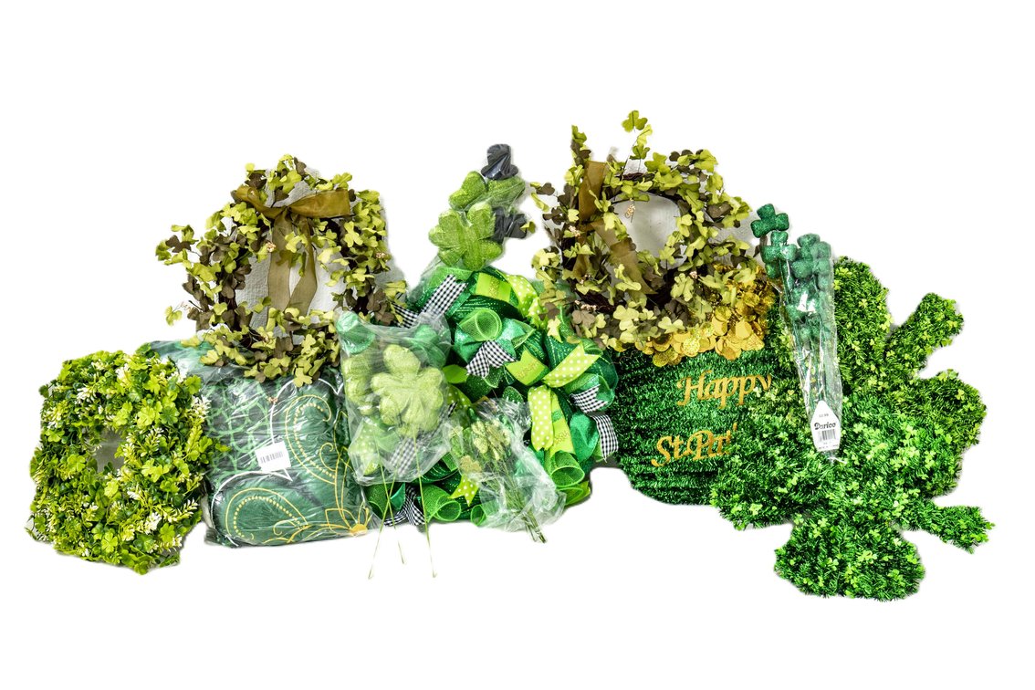 St. Patrick's Day Wreathes & Decor