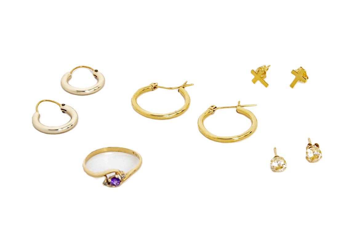14K Gold Jewelry- Ring & 4 Earring Pairs- 4 G