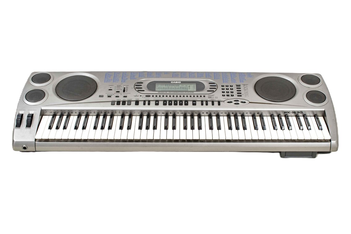 Casio WK 1630 76-Key Workstation Keyboard