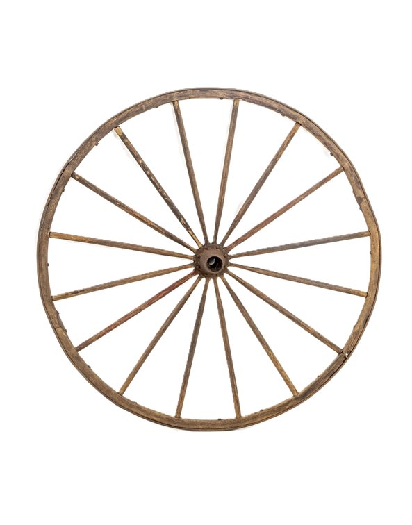 Antique Rustic Wagon Wheel for Decor