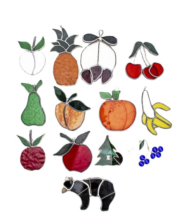 13 Suncatchers Bear, Pear, Peaches, Pineapple +++