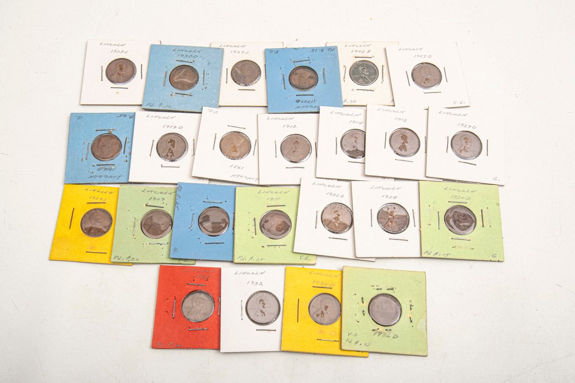 25 Lincoln Pennies.1909 - 1943