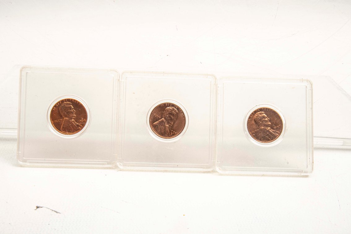 3 Uncirculated Lincoln Memorial Pennies
