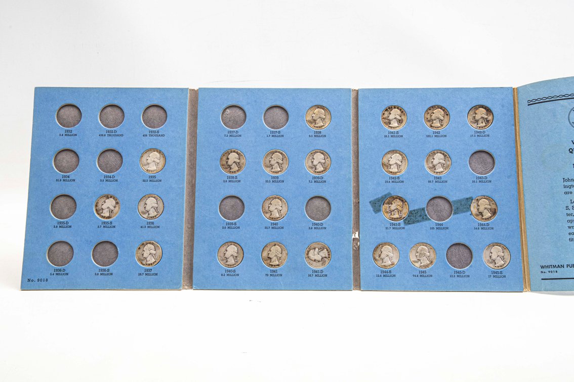 22 Washington Silver Quarters in Collectors Book