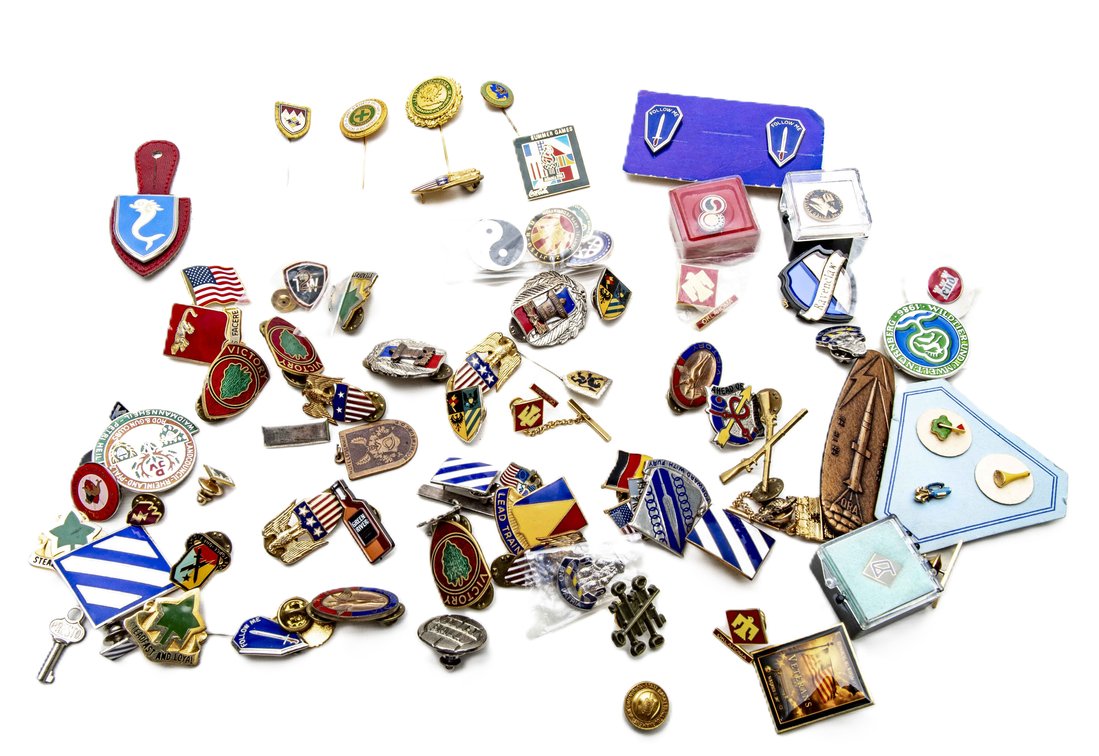 Military & Collectors Pins
