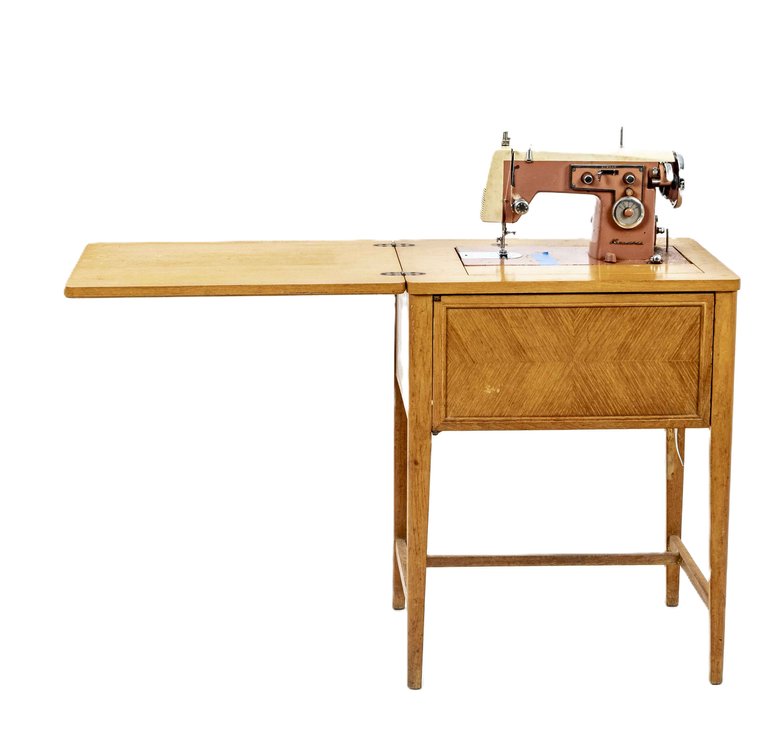 Kenmore Pink Sewing Machine in Cabinet-158.470