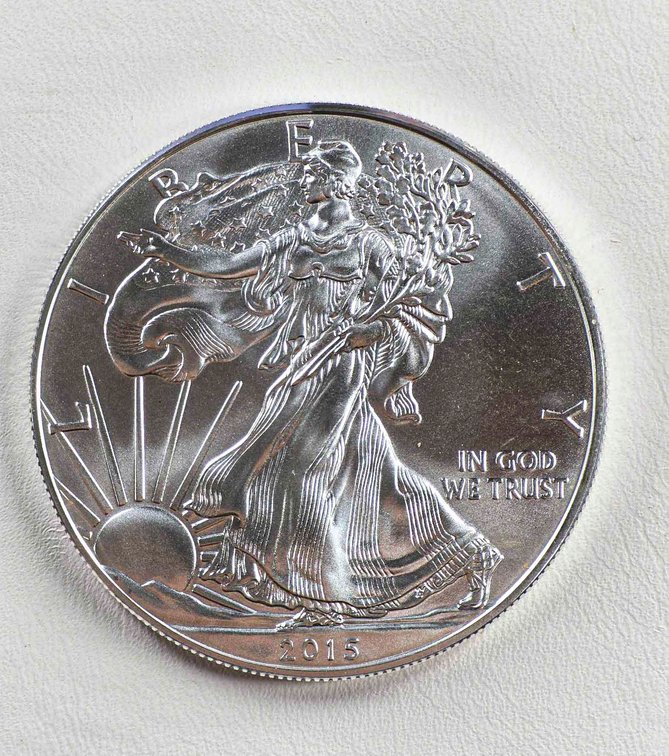 2015 American Silver Eagle 1 oz .999 Fine Silver Bullion Coin