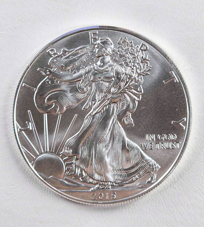 2015 American Silver Eagle 1 oz .999 Fine Silver Bullion Coin