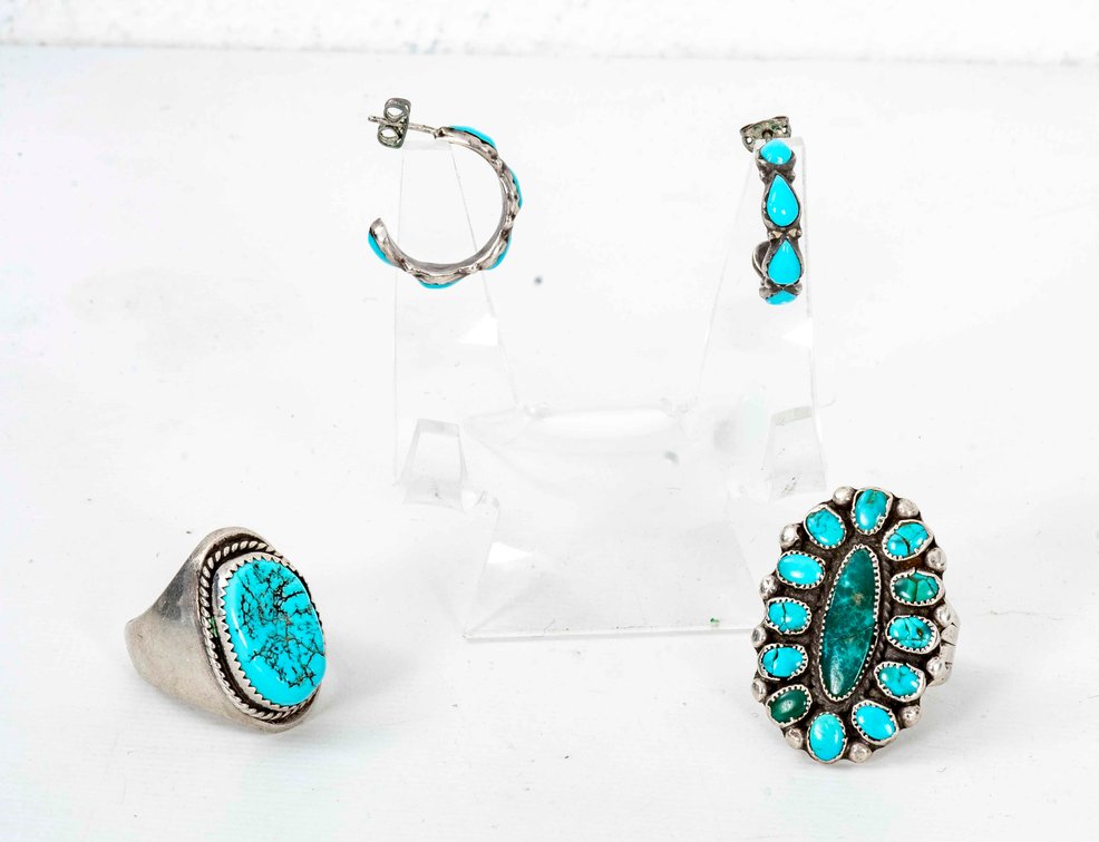 Turquoise Rings & Earrings- 35.5 G