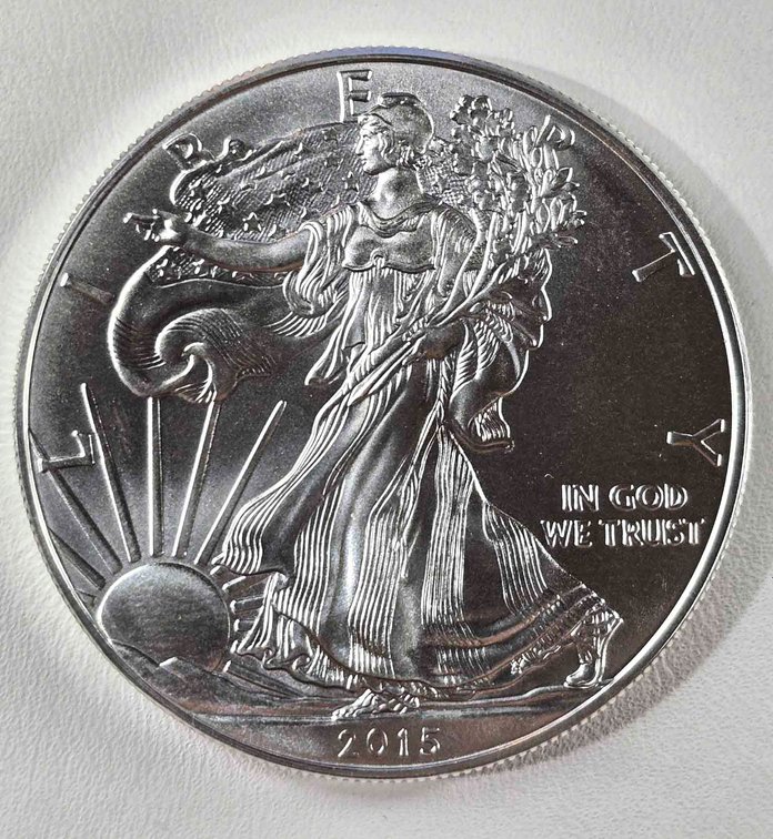 2015 American Silver Eagle 1 oz Fine Silver Bullion Coin