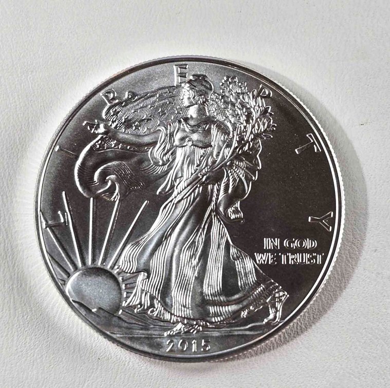 2015 American Silver Eagle Coin, 1 oz Fine Silver
