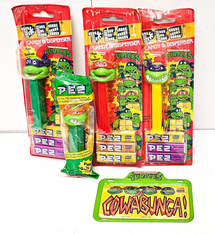 1993 PEZ Teenage Mutant Ninja Turtles Candy Dispensers & Bike Plate